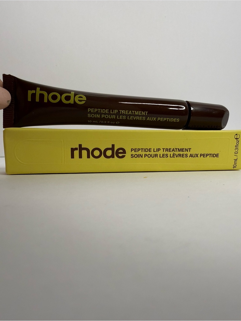 rhode Peptide Lip Treatment - caramelized banana